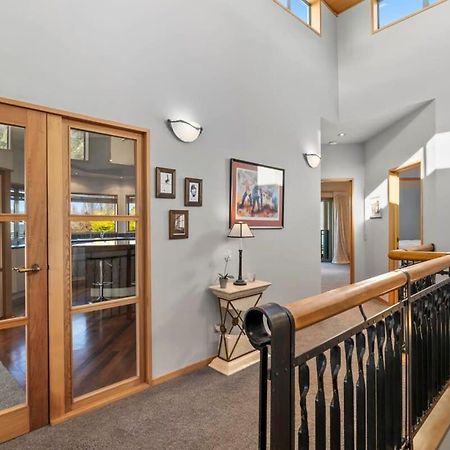 Lake View Villa Wanaka Dış mekan fotoğraf