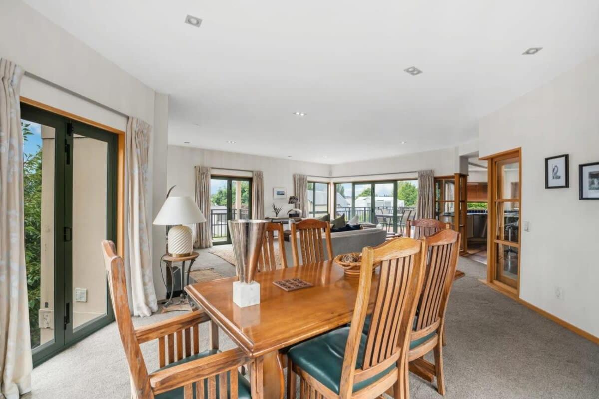 Lake View Villa Wanaka Dış mekan fotoğraf